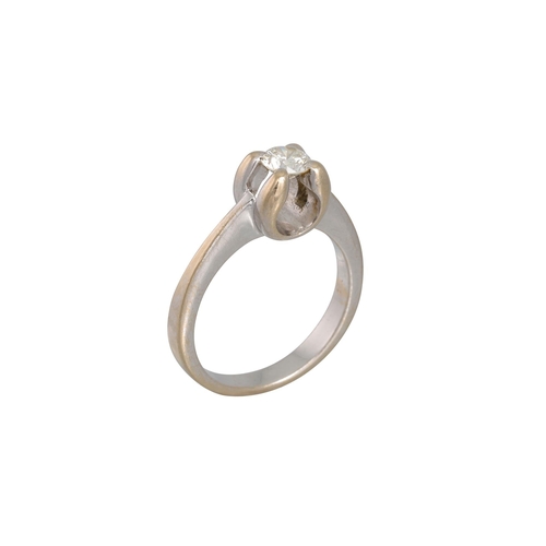 14 - A DIAMOND SOLITAIRE RING, the brilliant cut diamond in white gold. Estimated: weight of diamond: 0.5... 