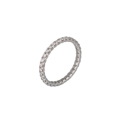 148 - A FULL BANDED DIAMOND ETERNITY RING, the briliant cut diamonds mounted in 18ct white gold. Estimated... 