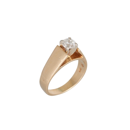 162 - A DIAMOND SOLITAIRE DRESS RING, the round brilliant cut diamond mounted in 14ct yellow gold. Estimat... 