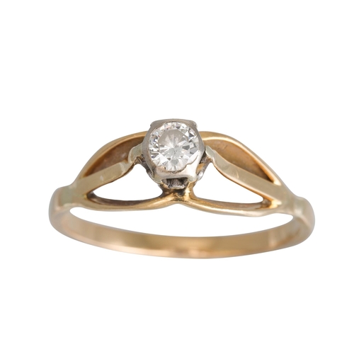 174 - A DIAMOND RING, mounted in 18ct yellow gold, 4 g. size U