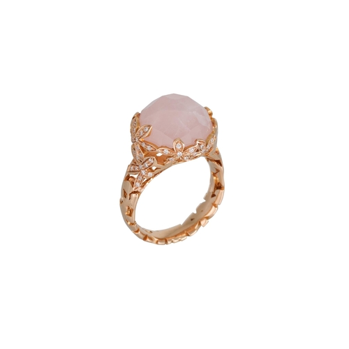 258 - A DIAMOND AND ROSE QUARTZ DRESS RING, the faceted stone to diamond mount , 18ct yellow gold, Size N