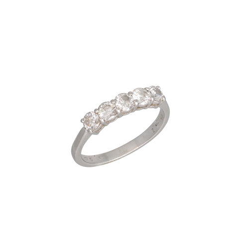 307 - A FIVE STONE DIAMOND RING, mounted in platinum. Estimated: weight of diamonds: 1.05 ct, colour and c... 