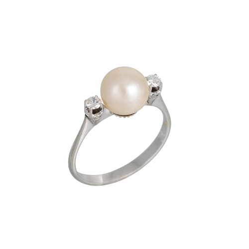 326 - A PEARL RING, the central pearl to diamond shoulder, in 18ct white gold. Estimated: weight of diamon... 