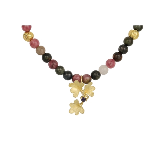 365 - A TOURMALINE BEADED NECKLACE, to 18ct yellow gold beads, drop, and clasp