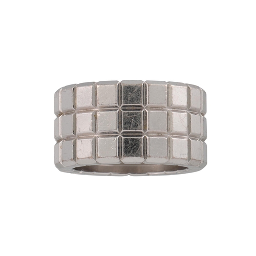 412 - A CHOPARD 'ICE CUBE' RING, in 18ct white gold, stamped Chopard, 750, numbered 823808 3262088, Size: ... 