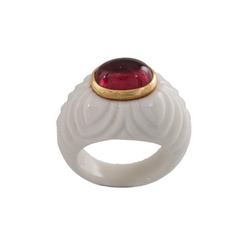 427 - A BVLGARI WHITE CERAMIC AND TOURMALINE BOMBÉ RING, mounted in 18ct gold, signed Bulgari, size K with... 