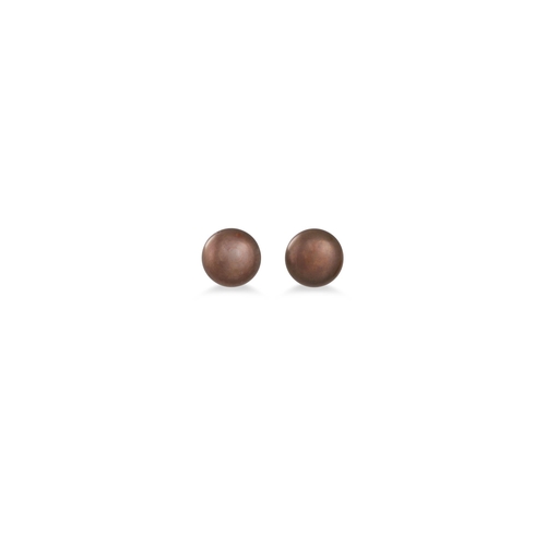 36 - A PAIR OF CHOCOLATE COLOUR CULTURED PEARL EARRINGS, mounted in 9ct gold