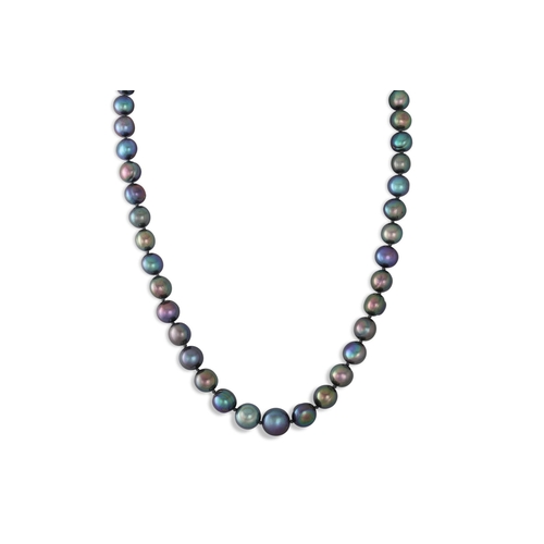 72 - A STRAND OF BLACK PEARLS, 46 cm