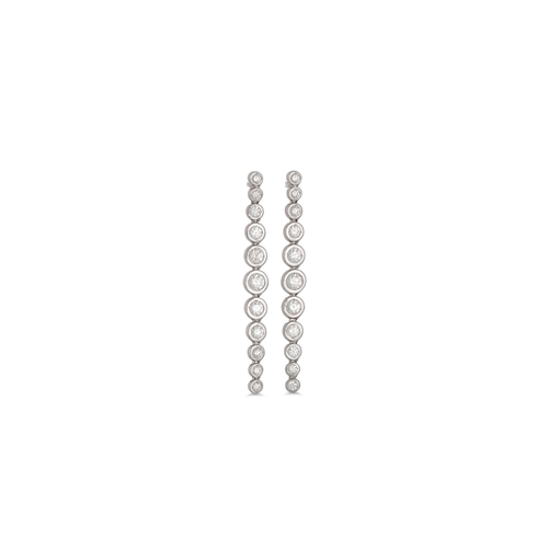 137 - A PAIR OF DIAMOND DROP EARRINGS, comprising collet set diamond lines, mounted in 18ct white gold. Es... 