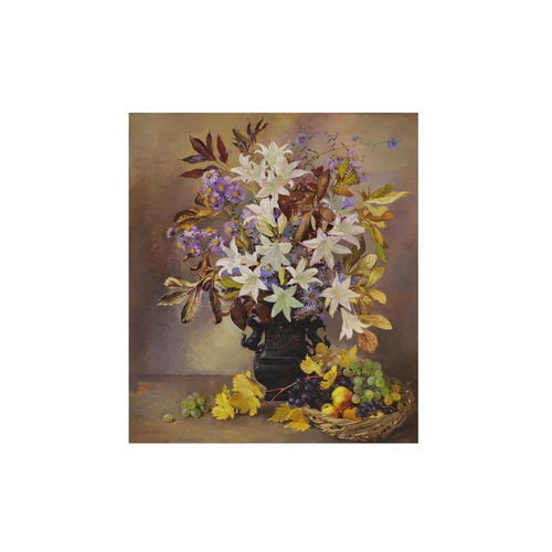 283 - GERALDINE M. O'BRIEN (IRISH, 1922 - 2014), Still life with lilies and daisies in a Chinese bronze va... 