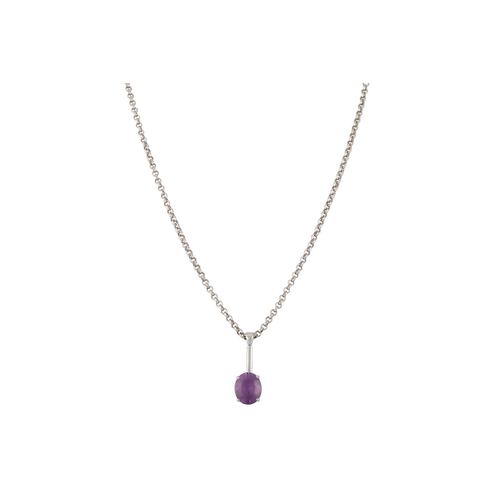 124 - AN 18CT WHITE GOLD CHAIN AND AMETHYST PENDANT, round link chain with lobster clasp, 19