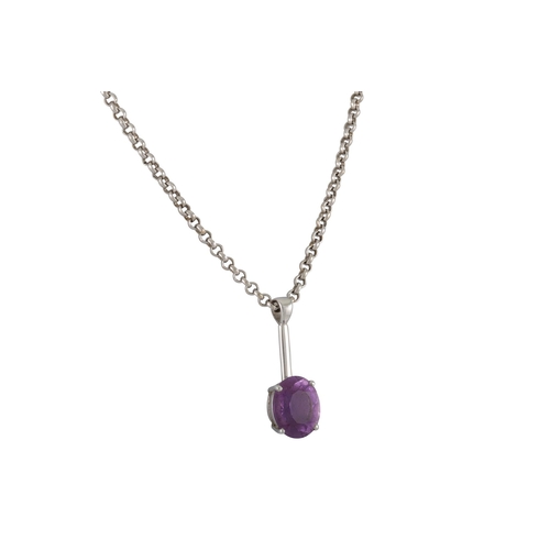 124 - AN 18CT WHITE GOLD CHAIN AND AMETHYST PENDANT, round link chain with lobster clasp, 19