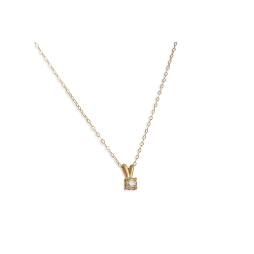 42 - A DIAMOND SOLITAIRE PENDANT, the round brilliant cut diamond mounted in 9ct gold on a chain. Estimat... 