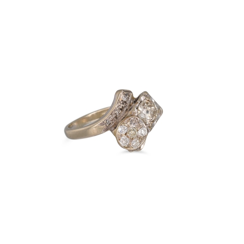 127 - AN ANTIQUE DIAMOND SET RING, of twist design, mounted in 14ct yellow gold. Estimated: weight of prin... 