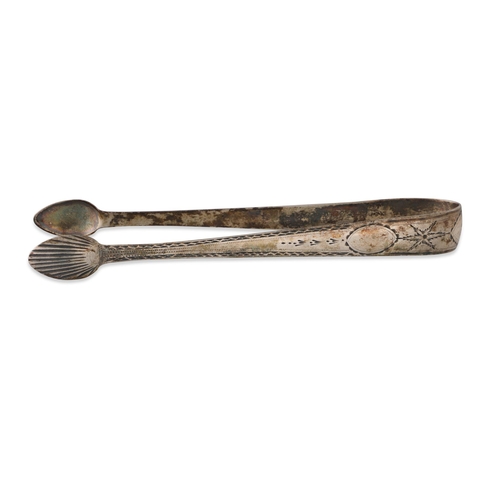 567 - A GEORGE III IRISH SILVER BRIGHT CUT DECORATED SUGAR TONGS, Dublin 1800