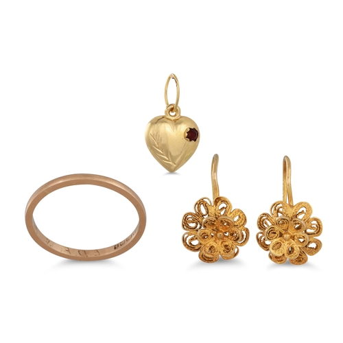 227 - A COLLECTION OF GOLD ITEMS, to include a gold heart pendant, garnet set, a pair of Maltese earrings,... 