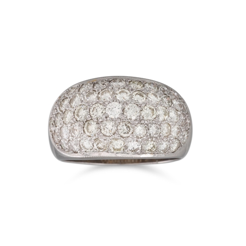 326 - A DIAMOND SET CLUSTER RING, pavé set in white metal. Estimated: weight of diamonds: 2.00 ct. size L