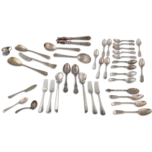 556 - A LARGE COLLECTION OF SILVER PLATED ITEMS, to include a pair of Kings pattern serving spoons, a set ... 