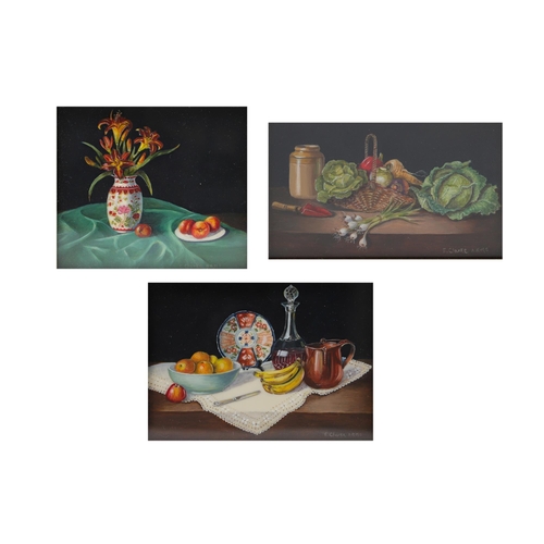 583 - ENID CLARK RMS (ENGLISH CONTEMPORARY), Three still lives in mianiature, oil on ivorine, 7 cm x 12.5 ... 