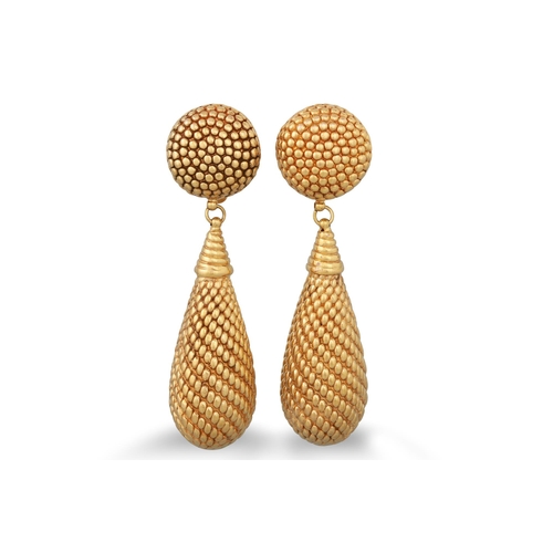 118 - A PAIR OF LARGE 18CT GOLD EARRINGS, of beaded drop design, 19.6 g.