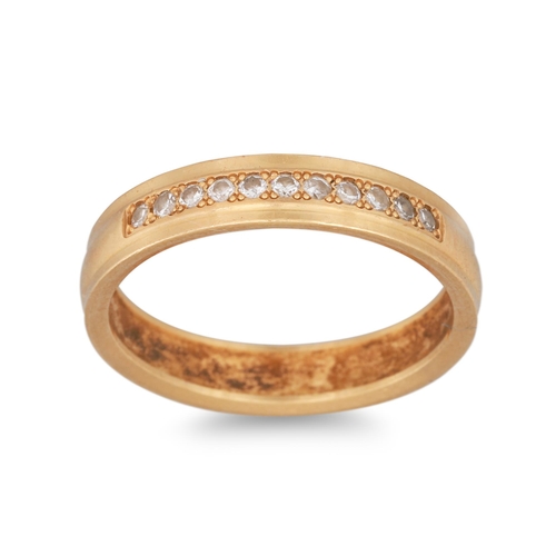 137 - A DIAMOND HALF ETERNITY RING, mounted in 18ct gold, size L