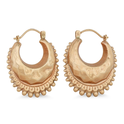 323 - A PAIR OF GOLD HOOP EARRINGS