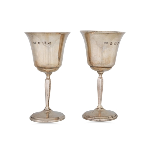 408 - A PAIR OF SILVER WINE GOBLETS, 130 g.