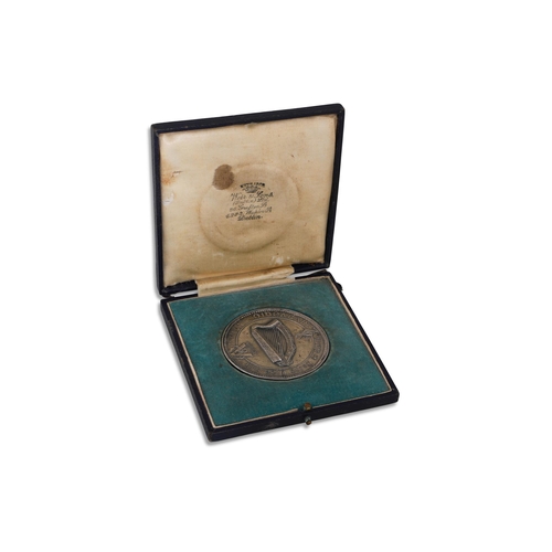 392 - A PRE-EMERGENCY PERIOD BOARD OF EDUCATION SILVER MEDAL, in original case, Longford, 1937, by Thomas ... 