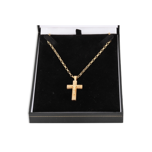 173 - A 9CT GOLD CRUCIFIX AND CHAIN, 10 g.