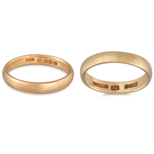 131 - A PAIR OF YELLOW GOLD WEDDING BANDS, 14ct and 18ct gold, 5.3 g. Sizes P & O/P