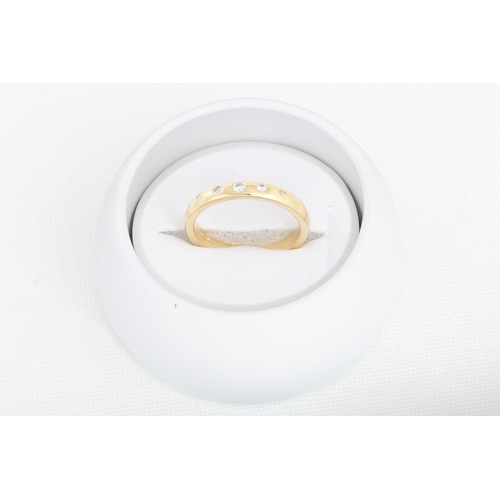 50 - A DIAMOND SET RING, in 18ct yellow gold, 4 g., size K - L