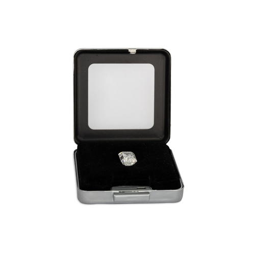 263 - AN IMPORTANT LOOSE DIAMOND, the emerald cut diamond with a GIA Cert stating diamond to be: 6.03 ct, ... 