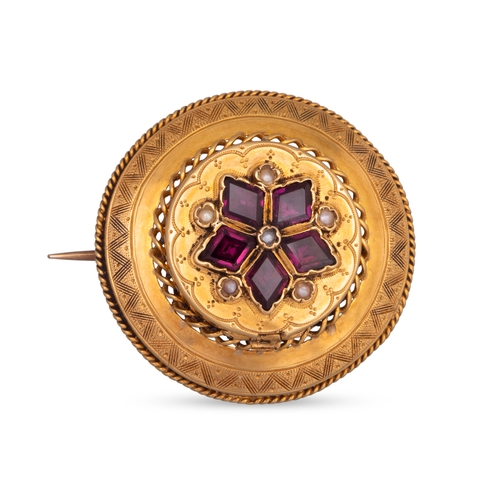 481 - A VICTORIAN GARNET AND PEARL BROOCH, mounted in 15ct gold, 9.5 g.