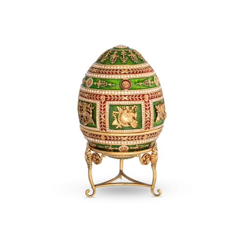 347 - A MODERN MILLENNIAL EDITION FABERGÉ FACTORY EGG OBJECT, enamel and gilt decoration, enclosing a Fire... 