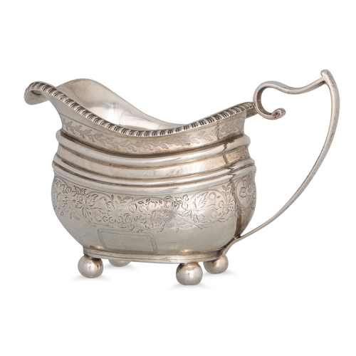 479 - A GEORGE III SILVER SUGAR BASIN & JUG, London 1813, Naphtali Hart, 457 g.