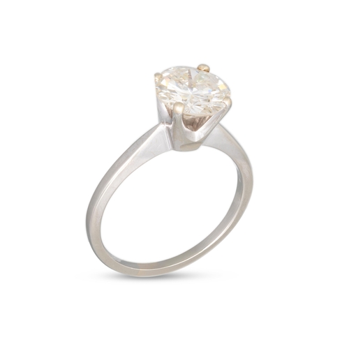 264 - A DIAMOND SOLITAIRE RING, the brilliant cut diamond mounted in white gold. Estimated: weight of diam... 