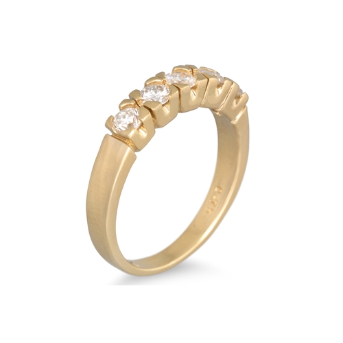 131 - A FIVE STONE DIAMOND RING, the brilliant cut diamonds mounted in 14ct yellow gold. Estimated: weight... 