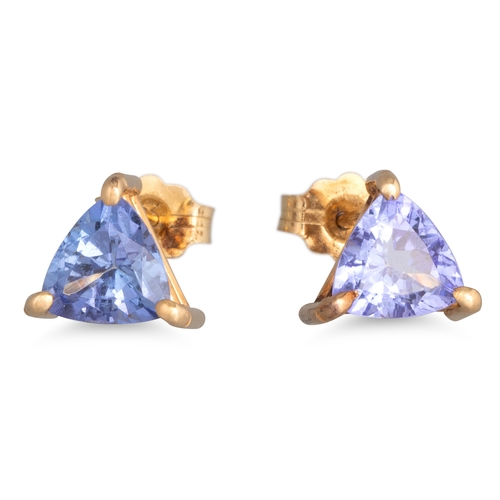 16 - A PAIR OF TANZANITE EARRINGS, the trillion cut tanzanite mounted in yellow gold