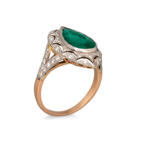 165 - AN EMERALD AND DIAMOND CLUSTER RING, the central emerald to diamond surround, mounted in gold. Estim... 