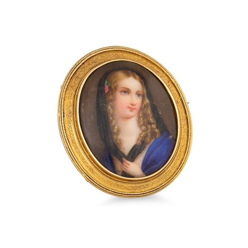 168 - AN ANTIQUE PORTRAIT MINIATURE, in a gold brooch fitting

(Dimensions: approx. 4.5cm x 3.8cm)