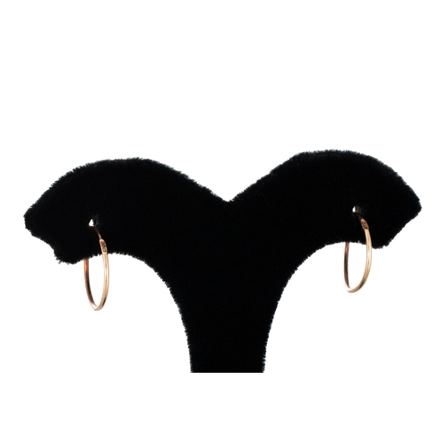 260 - A COLLECTION OF 9CT GOLD JEWELLERY ITEMS, earrings, a chain, etc., 14.7 g.