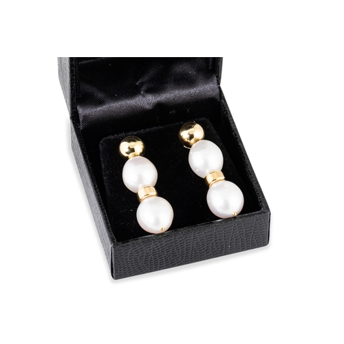 40 - A PAIR OF CULTURED PEARL DROP EARRINGS, the cultured pearls to 18ct gold spacers and fittings