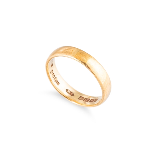 52 - A VINTAGE 18CT YELLOW GOLD WEDDING BAND, size p, 4.6 g.