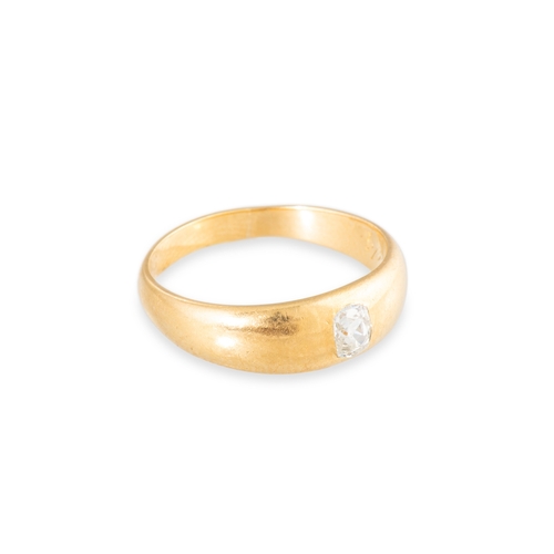 79 - AN ANTIQUE DIAMOND SET RING, the 18ct gold band inset with an old cut diamond, size N