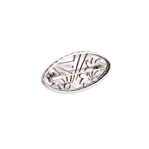 83 - AN ART DECO MARACASITE AND ENAMEL BROOCH, French mark for silver .800