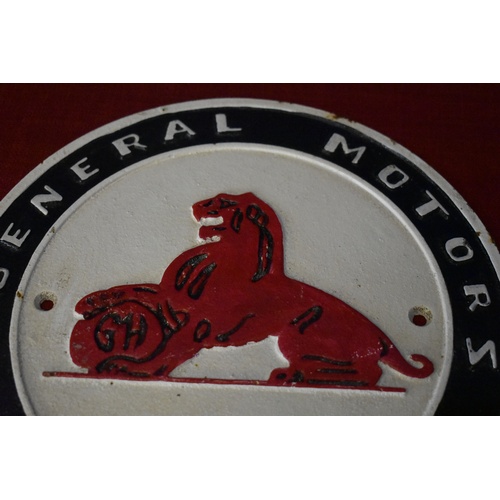 14 - Holden's Great Motor  Cast Sign
