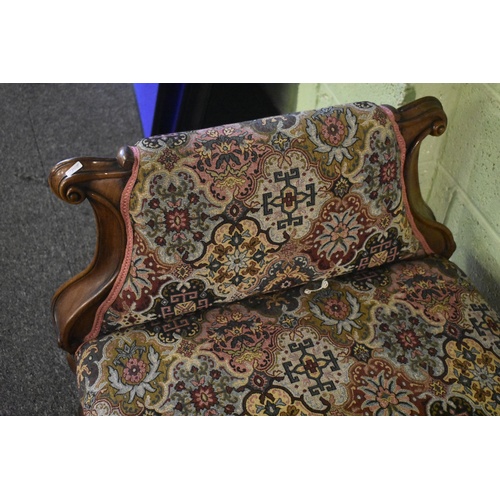 37 - Fine Victorian Single end Couch