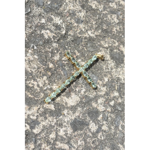 50A - Large 9ct GOLD CROSS SET WITH GREEN STONES