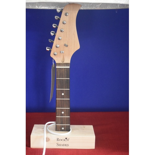 93 - GUITAR TABLE LAMP