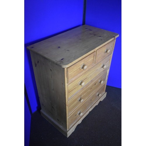 225 - PINE 2/3 CHEST OF DRAWERS